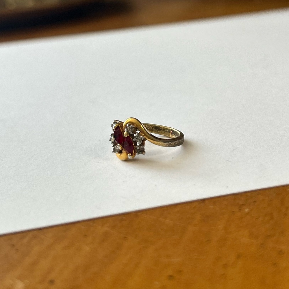 Double Ruby Ring - Picture 2 of 8